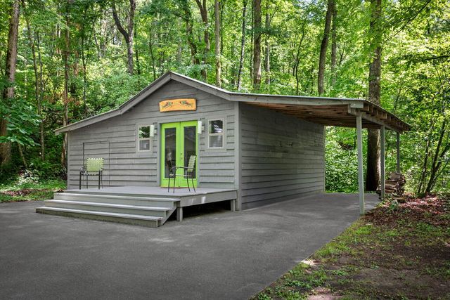 2977 Hwy 2, Blue Ridge, GA 30513