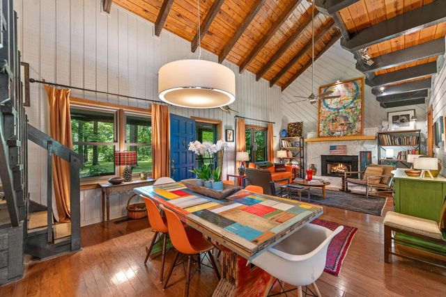2977 Hwy 2, Blue Ridge, GA 30513