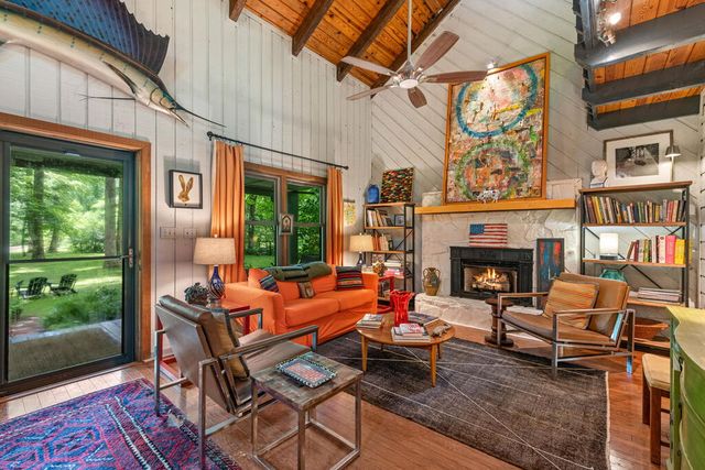 2977 Hwy 2, Blue Ridge, GA 30513