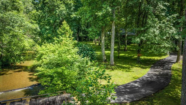 2977 Hwy 2, Blue Ridge, GA 30513