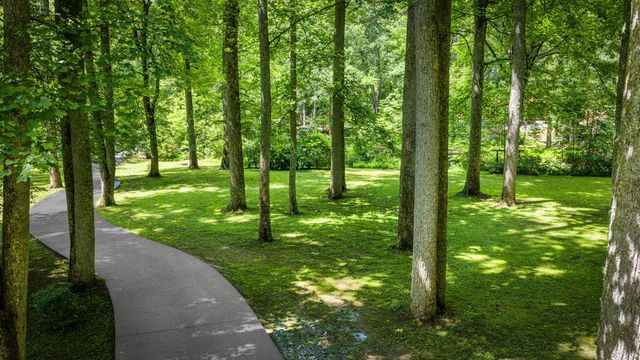 2977 Hwy 2, Blue Ridge, GA 30513