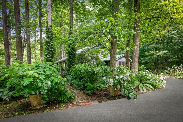 2977 Hwy 2, Blue Ridge, GA 30513
