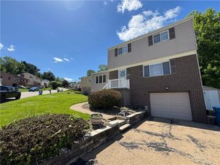 537 Invicta Dr, Penn Hills, PA 15235