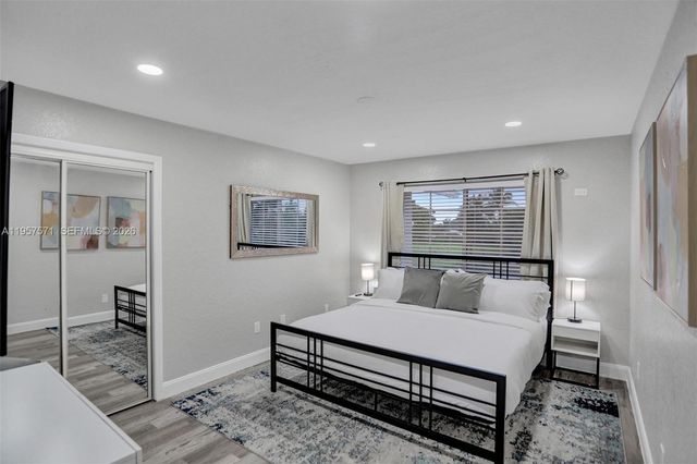 466 NE 8th Avenue, Deerfield Beach, FL 33441