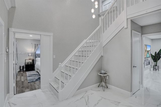466 NE 8th Avenue, Deerfield Beach, FL 33441
