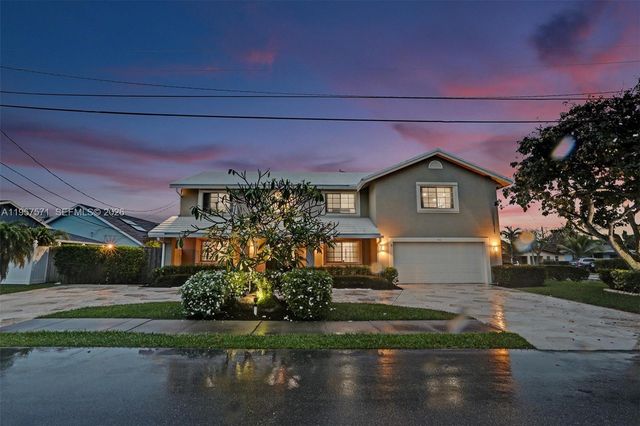 466 NE 8th Avenue, Deerfield Beach, FL 33441