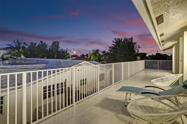 466 NE 8th Avenue, Deerfield Beach, FL 33441