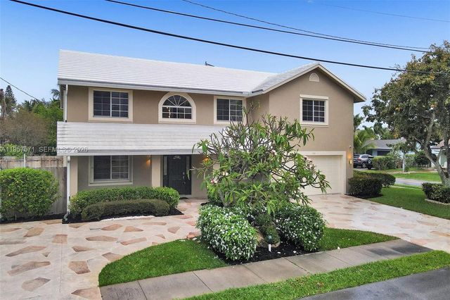 466 NE 8th Avenue, Deerfield Beach, FL 33441