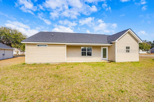 320 Honeycomb Ln, Ridgeland, SC 29936