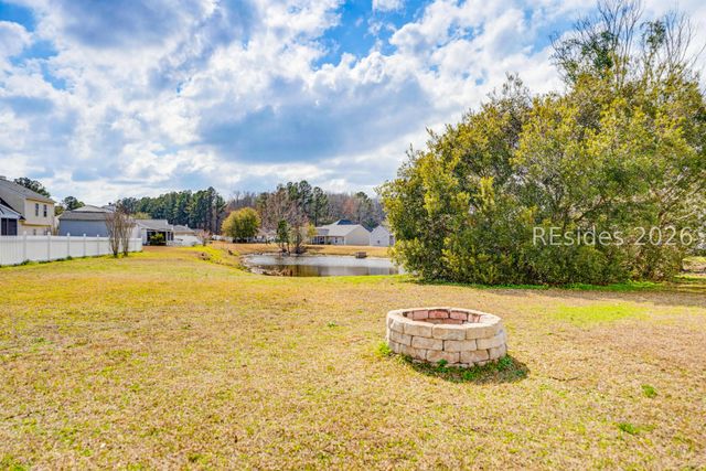320 Honeycomb Ln, Ridgeland, SC 29936