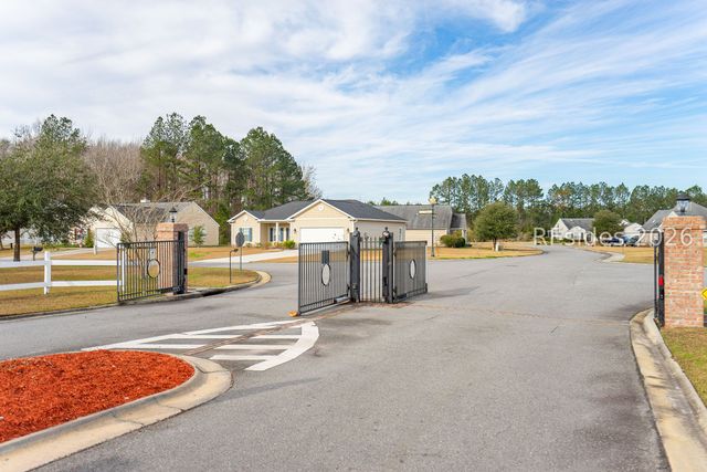 320 Honeycomb Ln, Ridgeland, SC 29936