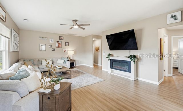 320 Honeycomb Ln, Ridgeland, SC 29936