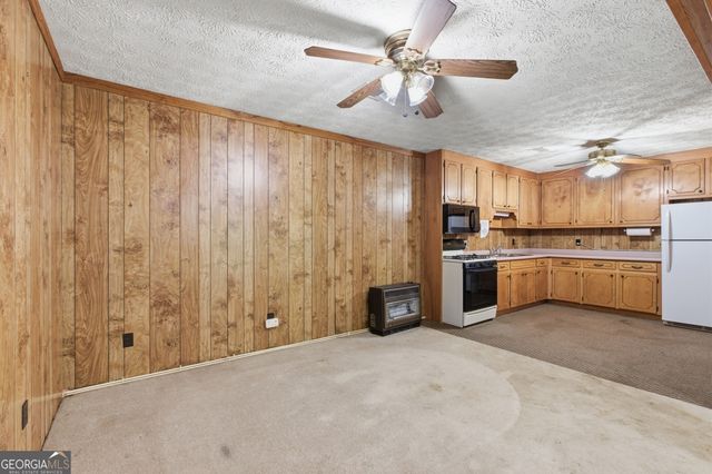 579 Old Hist 441, Clarkesville, GA 30523