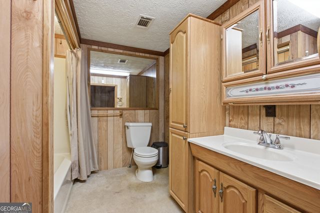 579 Old Hist 441, Clarkesville, GA 30523