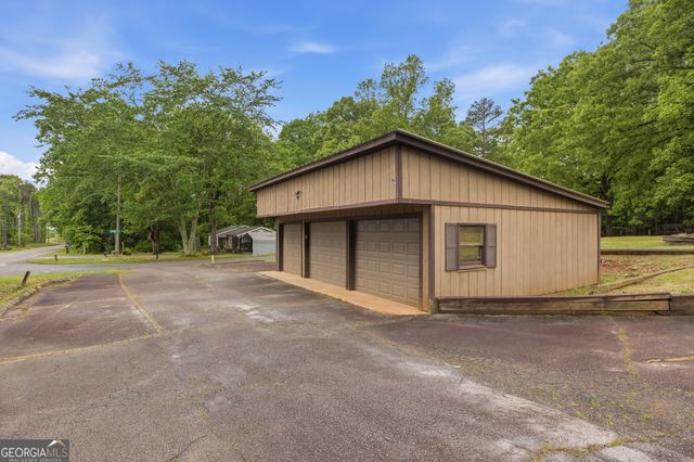 579 Old Hist 441, Clarkesville, GA 30523