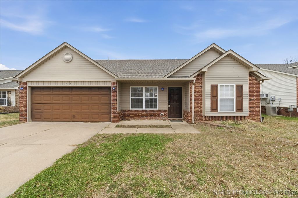 605 S Creek Street, Skiatook, OK 74070