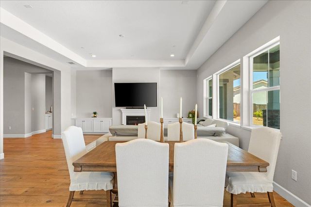 5010 Neroly Rd, Oakley, CA 94561
