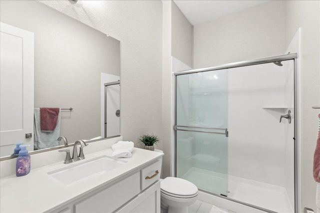 5010 Neroly Rd, Oakley, CA 94561