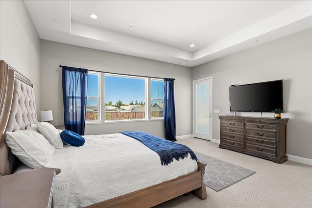 5010 Neroly Rd, Oakley, CA 94561