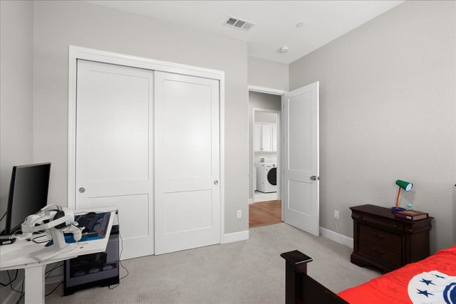5010 Neroly Rd, Oakley, CA 94561