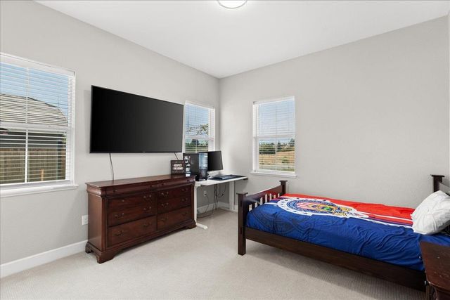 5010 Neroly Rd, Oakley, CA 94561
