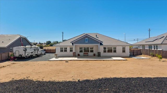 5010 Neroly Rd, Oakley, CA 94561