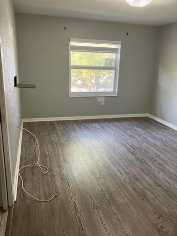 8108 Prestige Commons Drive, Tamarac, FL 33321