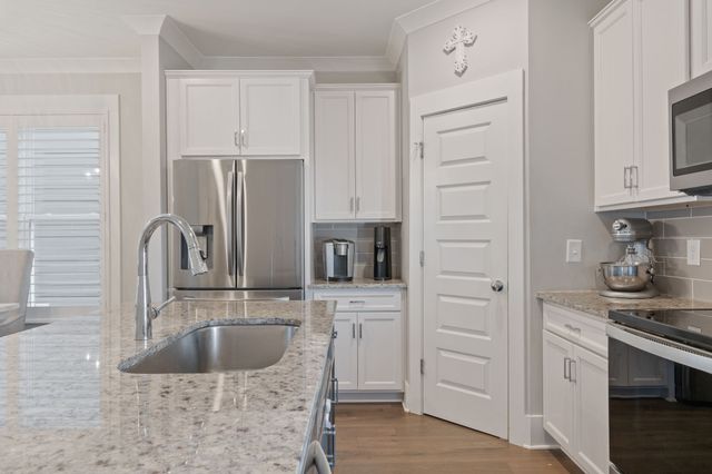 7535 Maggie Dr, Antioch, TN 37013