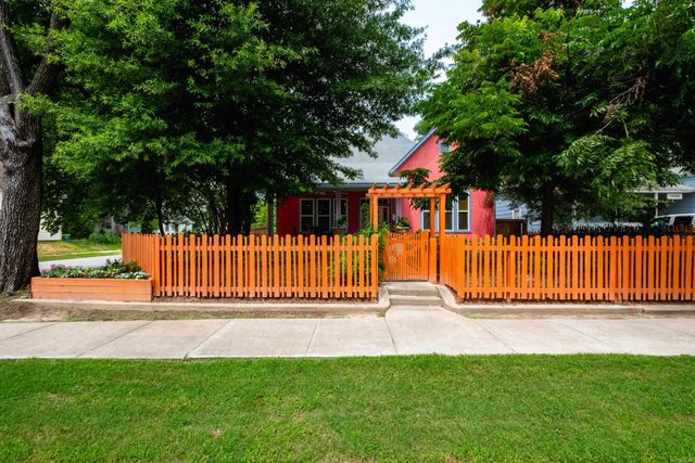 1401 Maple Street, North Little Rock, AR 72114