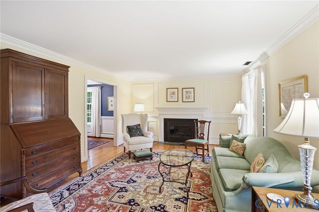2400 Triton Dr, North Chesterfield, VA 23235