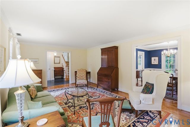 2400 Triton Dr, North Chesterfield, VA 23235