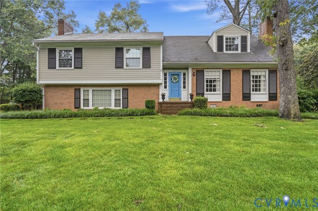 2400 Triton Dr, North Chesterfield, VA 23235