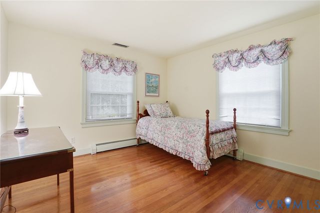 2400 Triton Dr, North Chesterfield, VA 23235