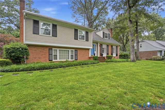 2400 Triton Dr, North Chesterfield, VA 23235