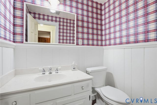 2400 Triton Dr, North Chesterfield, VA 23235