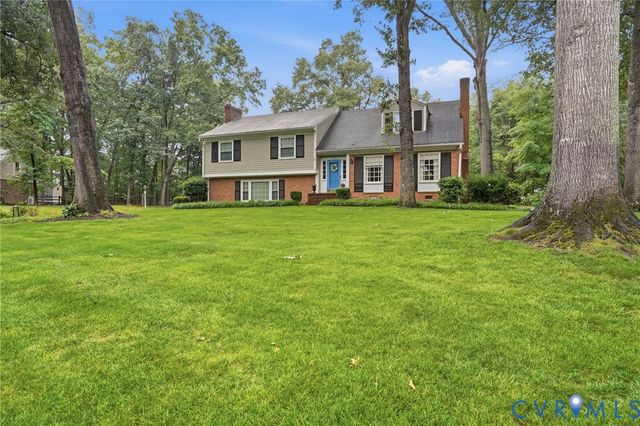 2400 Triton Dr, North Chesterfield, VA 23235