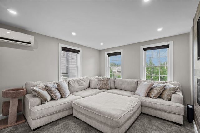 105 Amy Drive, Cranston, RI 02921