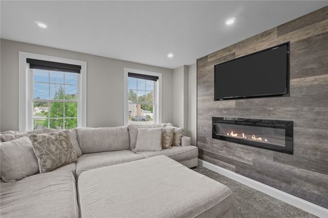 105 Amy Drive, Cranston, RI 02921