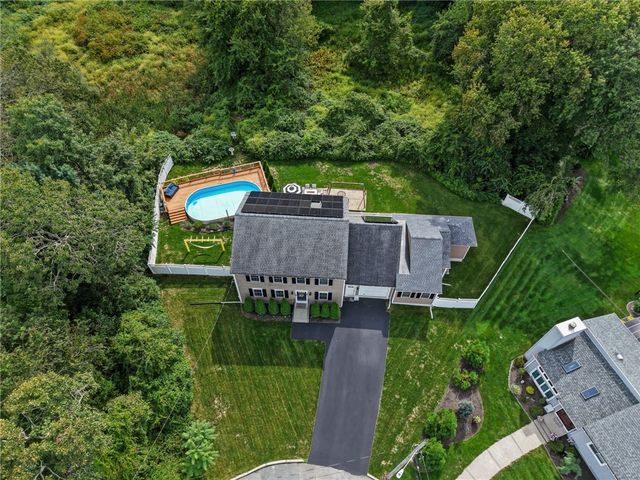 105 Amy Drive, Cranston, RI 02921