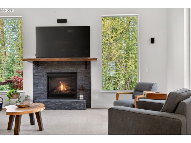 1878 Se JASMINE Pl, Gresham, OR 97080