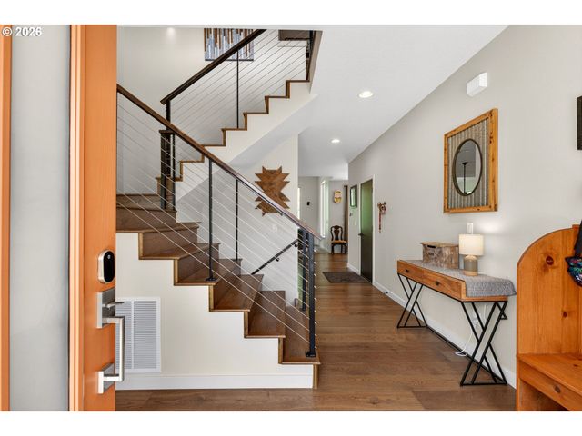 1878 Se JASMINE Pl, Gresham, OR 97080