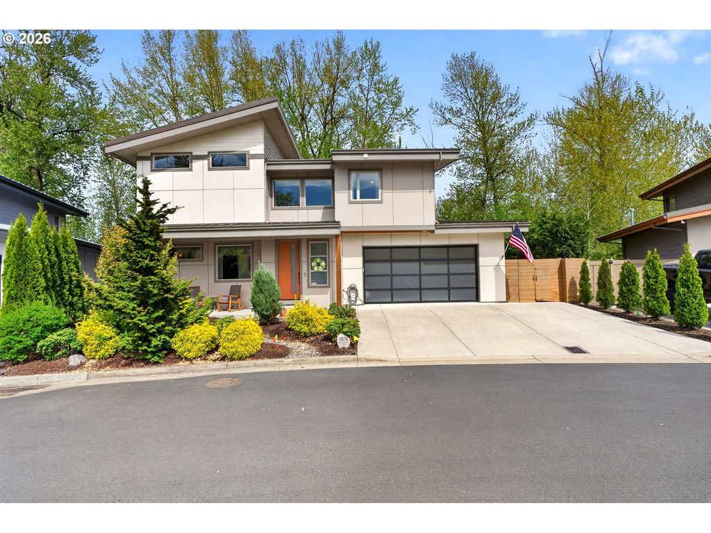 1878 Se JASMINE Pl, Gresham, OR 97080