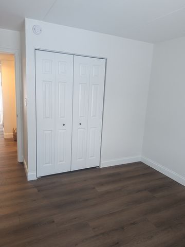 201 E Janata Boulevard 1A, Lombard, IL 60148