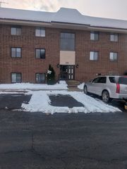 201 E Janata Boulevard 1A, Lombard, IL 60148