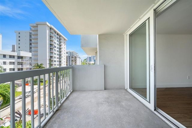 1670 Bay Road 4B, Miami Beach, FL 33139