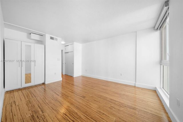 1670 Bay Road 4B, Miami Beach, FL 33139