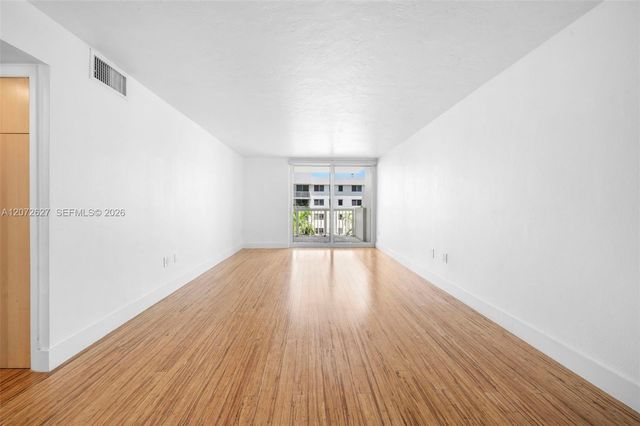 1670 Bay Road 4B, Miami Beach, FL 33139