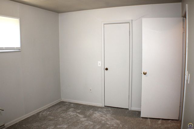 2526 SE Colorado AVE, Topeka, KS 66604