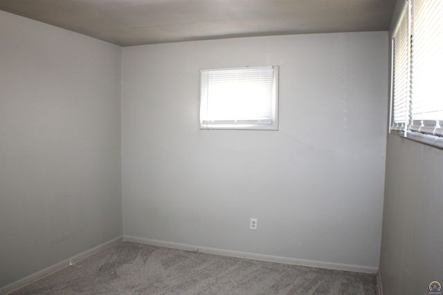 2526 SE Colorado AVE, Topeka, KS 66604
