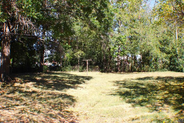 2526 SE Colorado AVE, Topeka, KS 66604